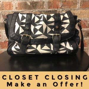 Madden Girl black white tribal print crossbody